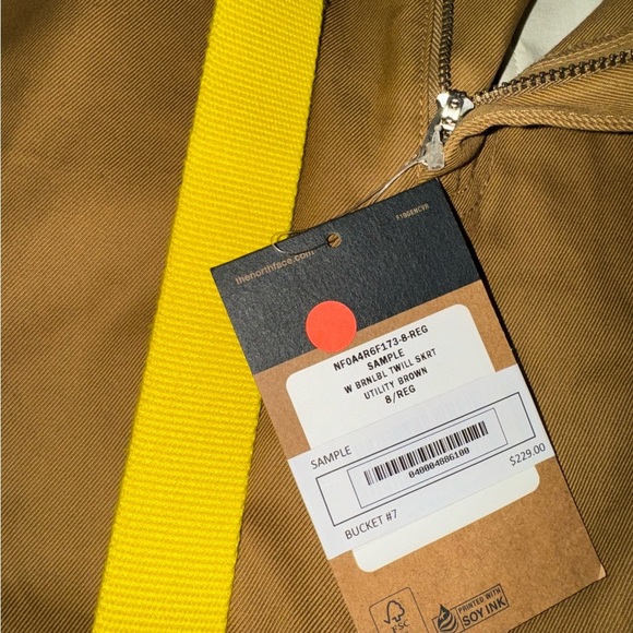 The North face skirt - sample sales size 8 - Picture 4 of 5